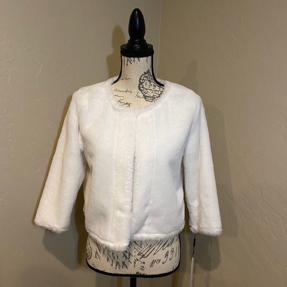 Women’s CK dress jacket light cream color, soft